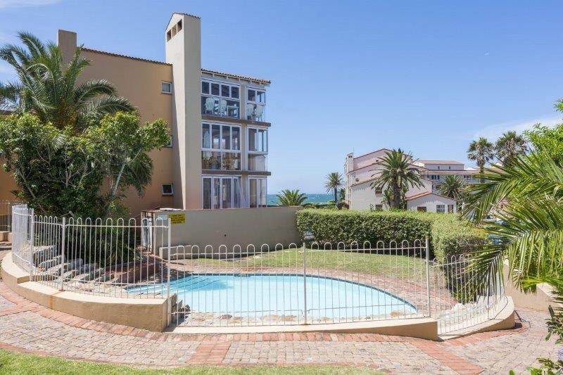 2 Bed Apartment in St Francis Bay photo number 17