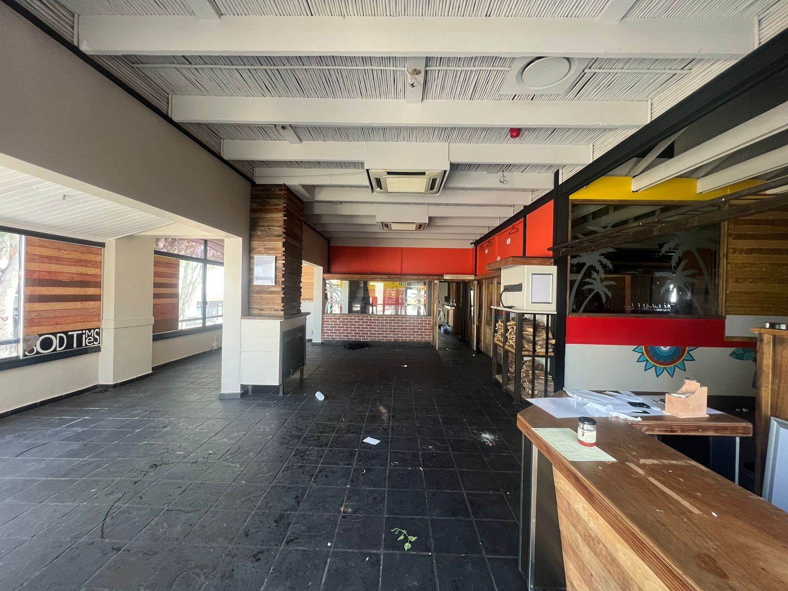 589  m² Retail Space in Durbanville Central photo number 3