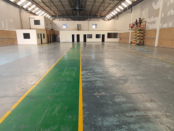1 090 m² Industrial space 1 090 m² Industrial space