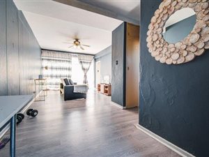 2 Bed Apartment in Rhodesfield