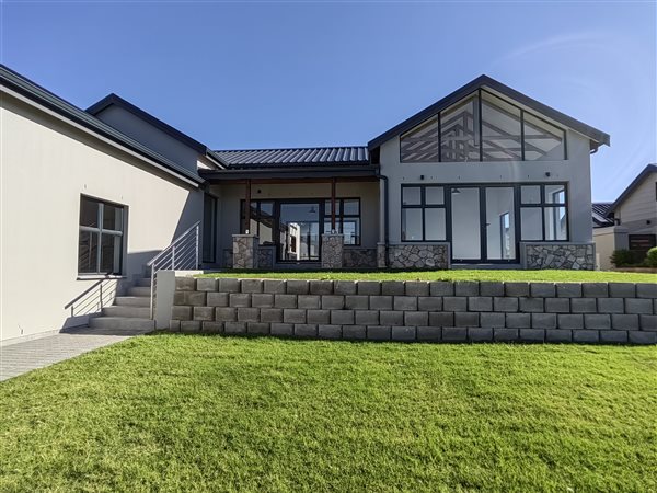 3 Bedroom House 3 Bedroom House