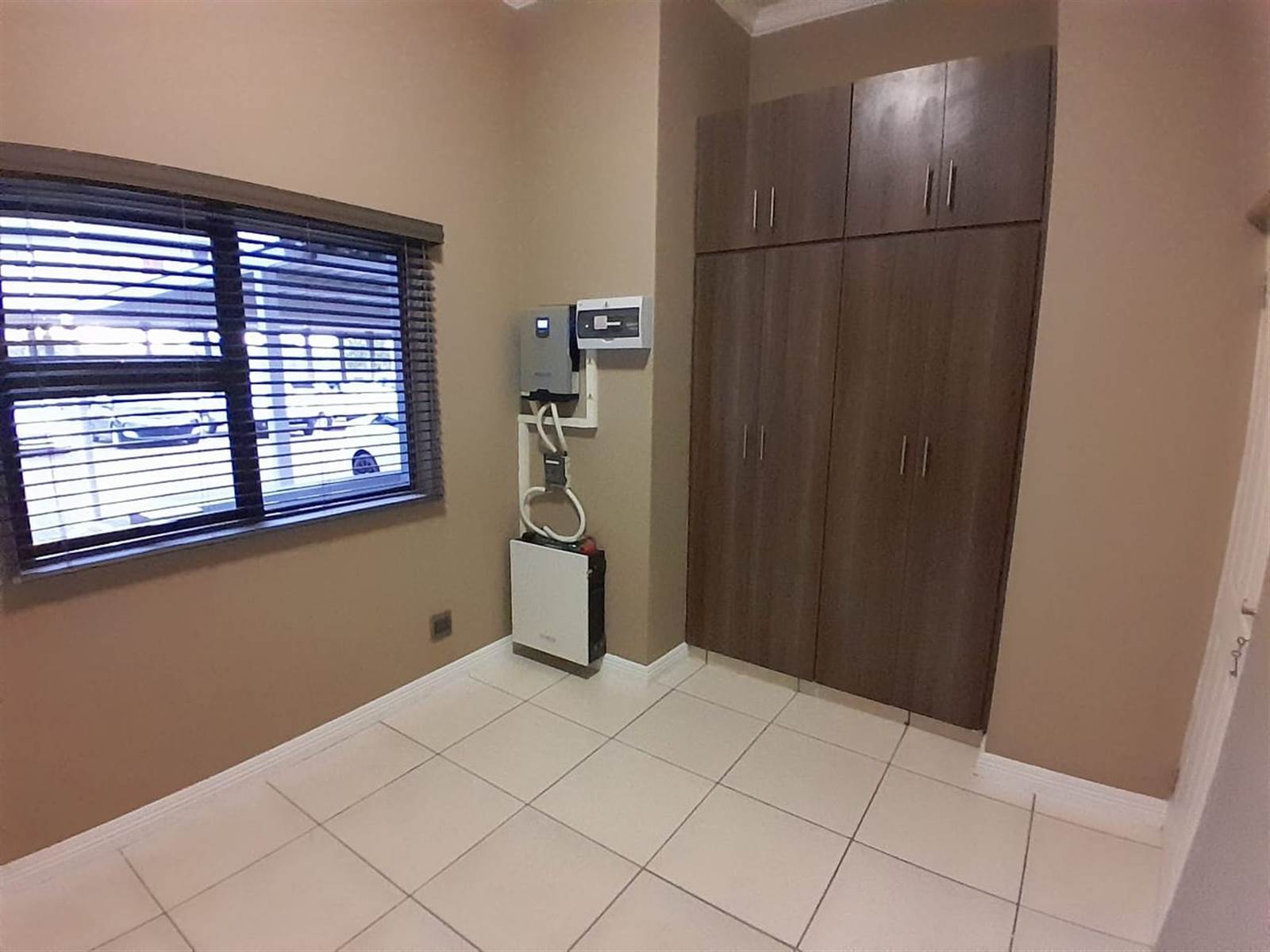 2 Bed Apartment in Secunda photo number 10