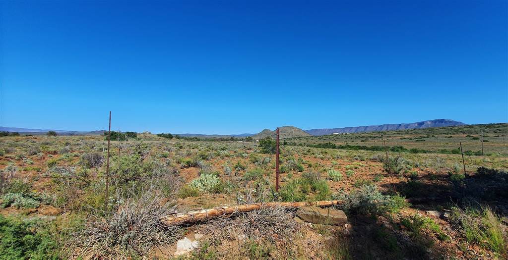 1 ha Land available in Willowmore photo number 3