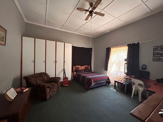 5 Bed House in Hartbeesfontein photo number 11