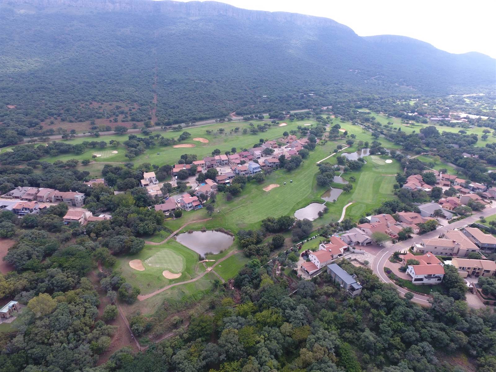 500 m² Land available in Magalies Golf Estate photo number 9