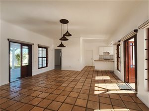 House in Sandbaai