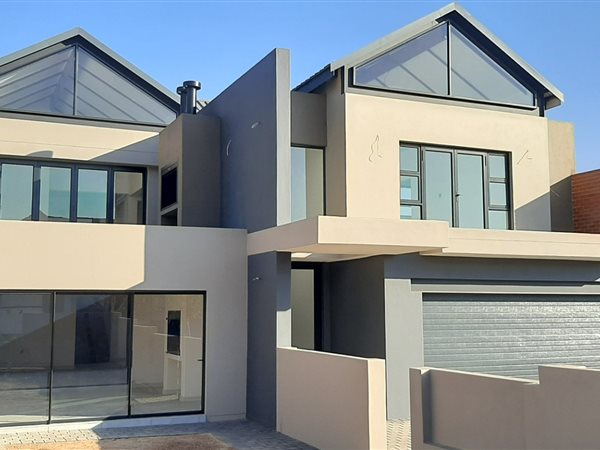 4 Bed House