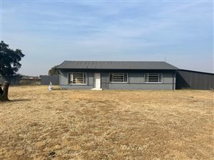 3 Bed House in Nanescol