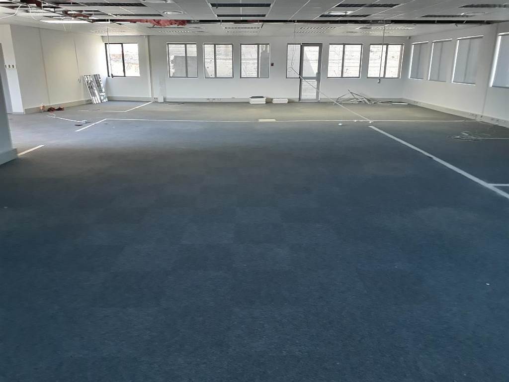 187  m² Office Space in Hilton photo number 6