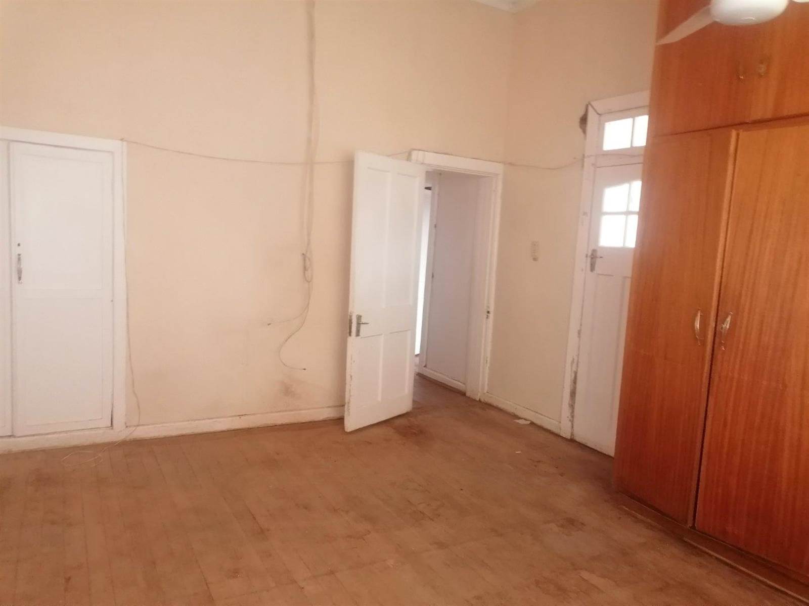3 Bed House in Upington photo number 14