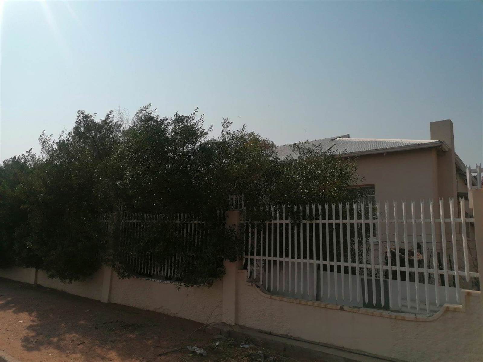 3 Bed House in Upington photo number 19