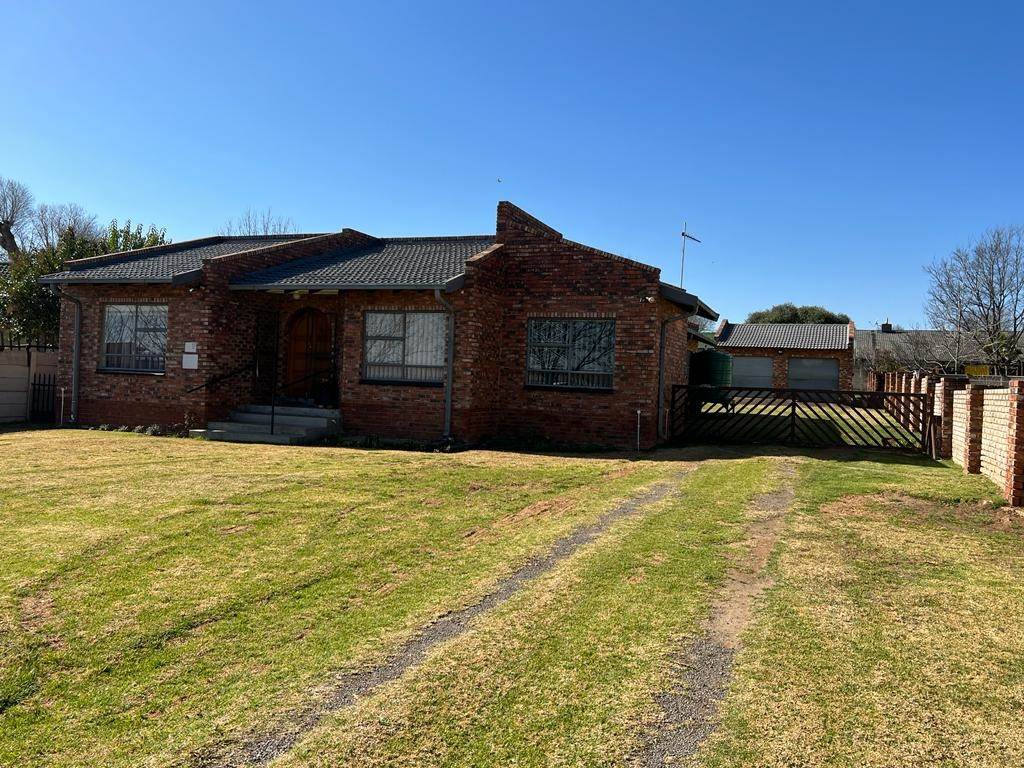 3 Bed House in Parys photo number 12