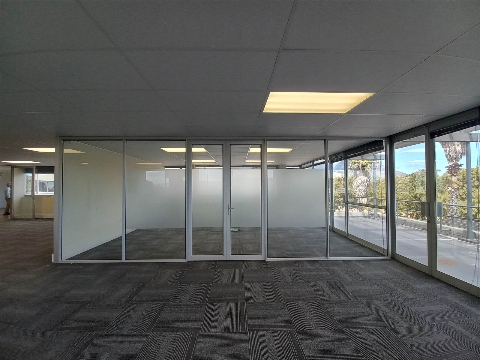 293  m² Commercial space in Pinelands photo number 15