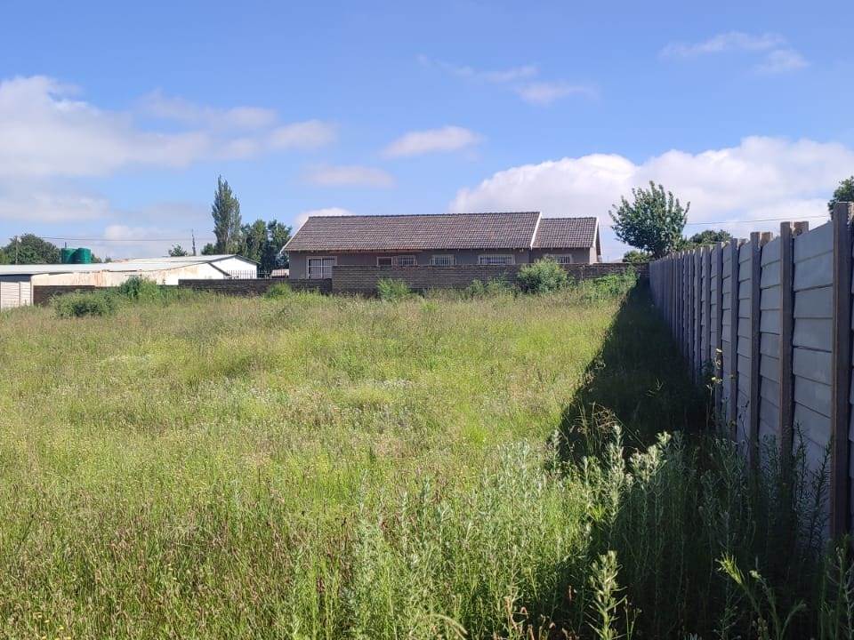 1487 m² Land available in Derby photo number 1