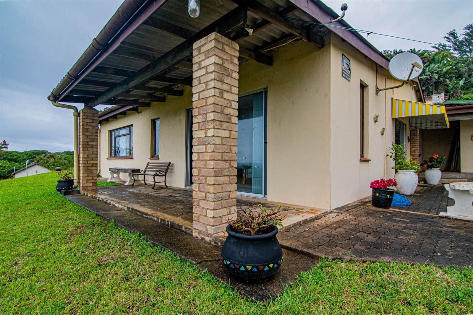 4 Bed House in Tugela Mouth photo number 3