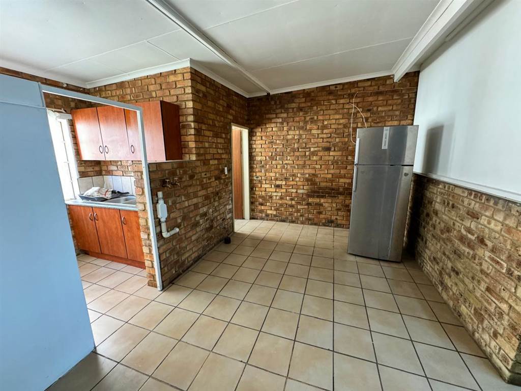 1 Bed Flat in Parys photo number 4