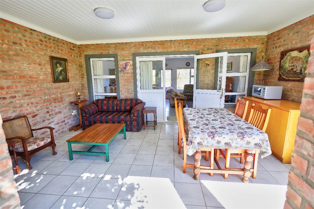 2 Bed House in Stilbaai photo number 19