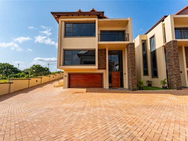 3 Bedroom Townhouse 3 Bedroom Townhouse