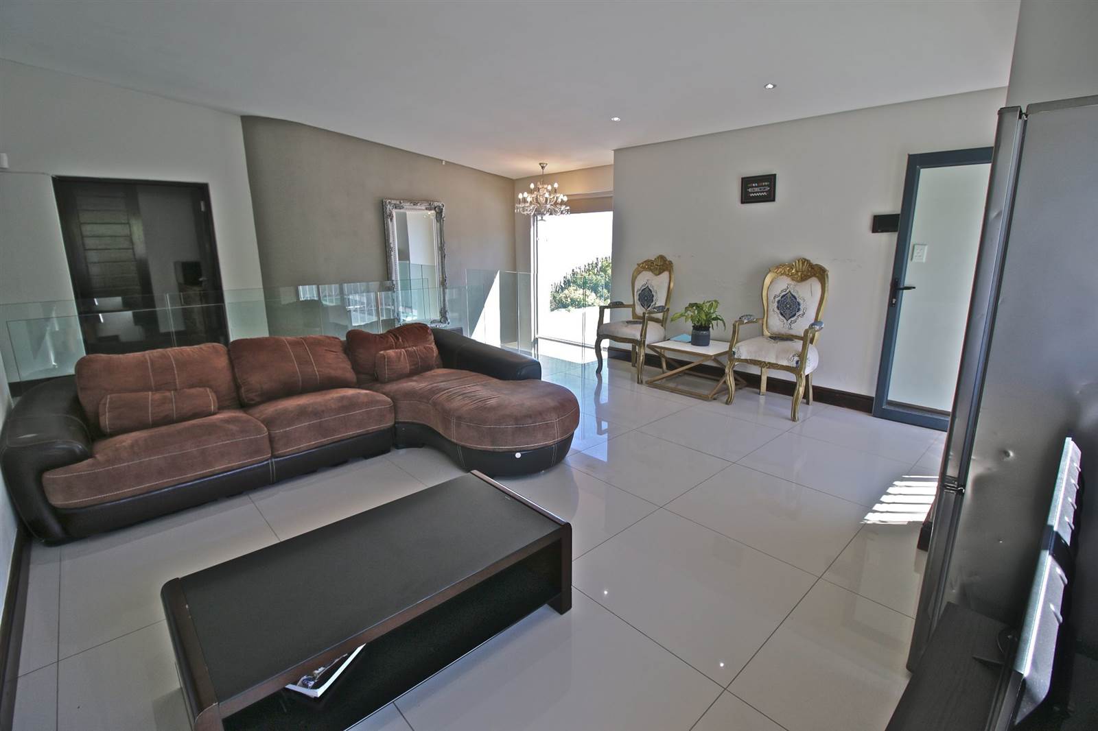 4 Bed House in Plattekloof photo number 8