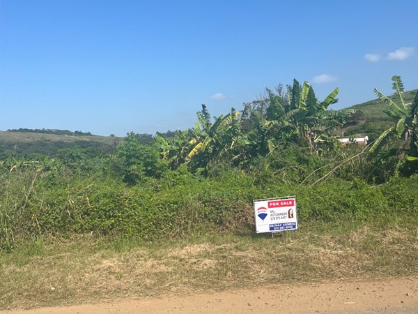 1705 m² Land available in La Mercy
