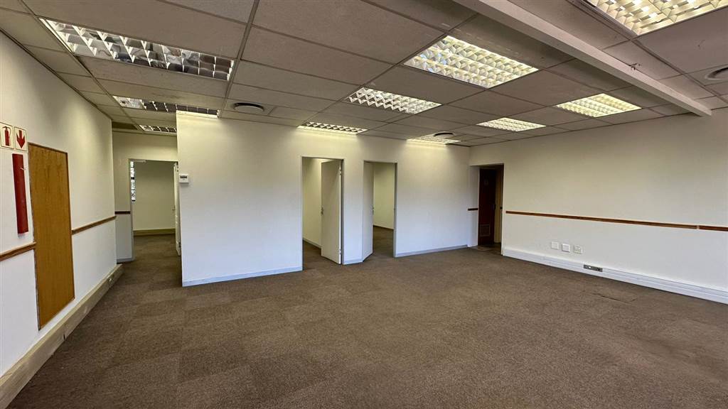 517  m² Commercial space in Highveld photo number 12