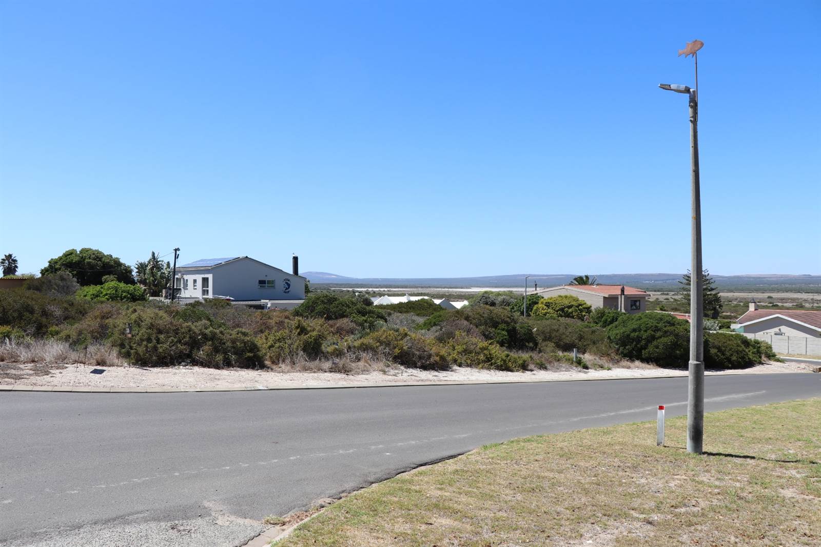 704 m² Land available in Yzerfontein photo number 16