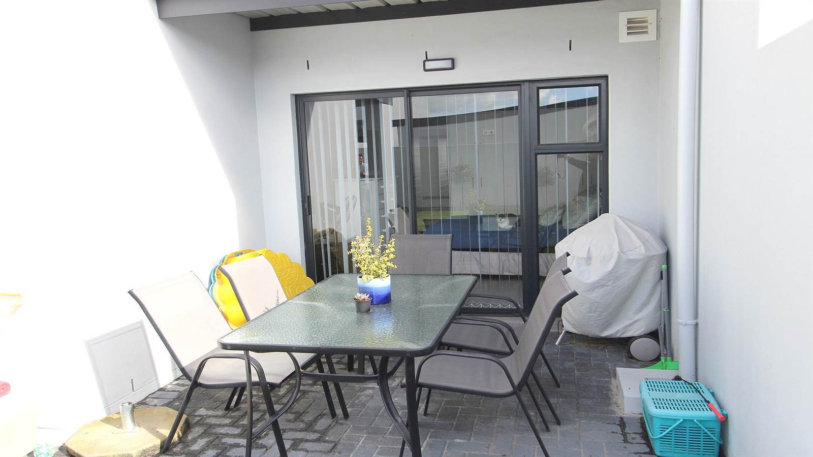 3 Bed Townhouse in Zonnendal photo number 15