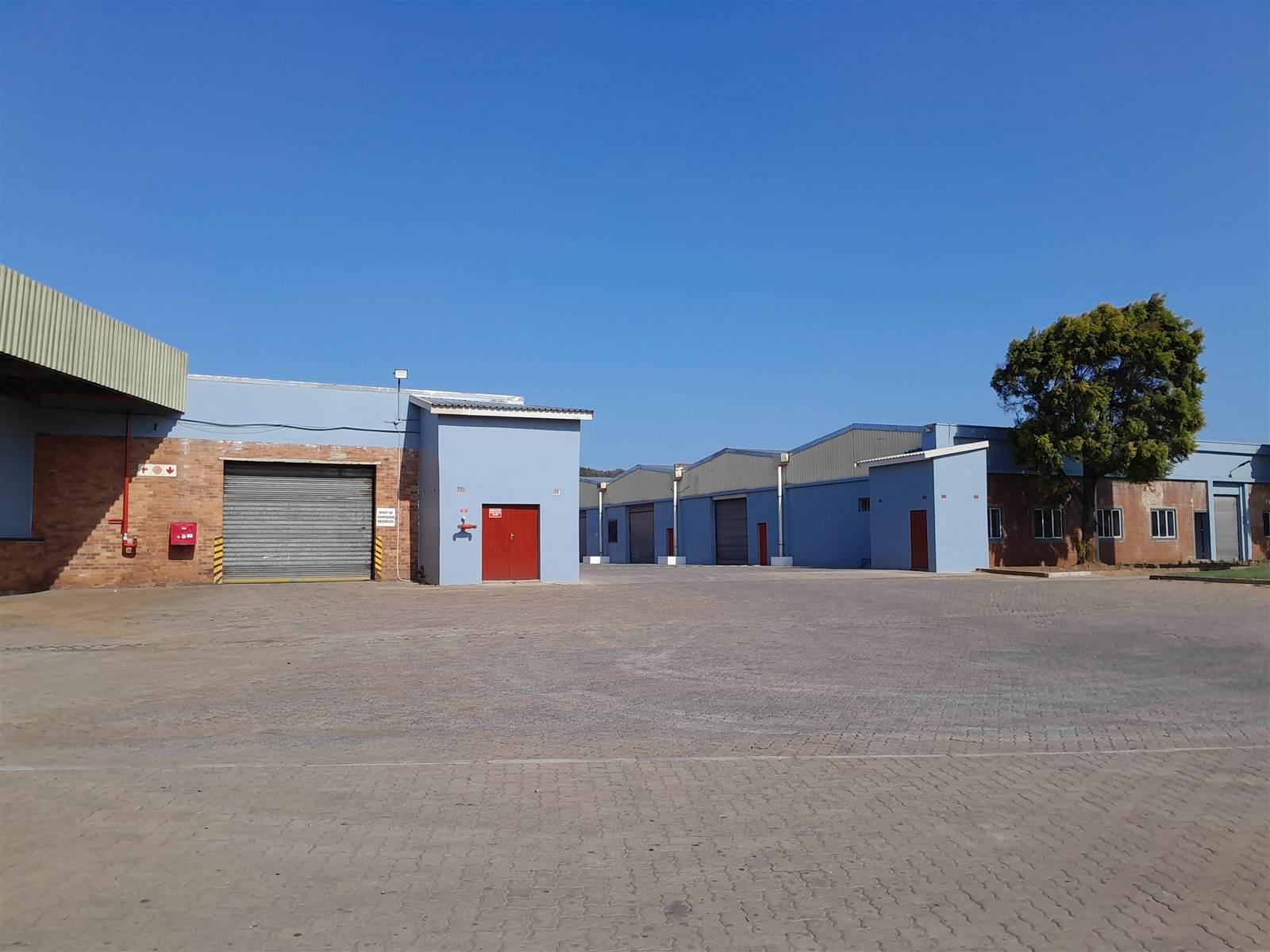 810  m² Industrial space in Tongaat Central photo number 10
