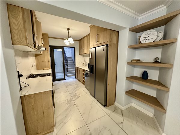 3 Bed Apartment