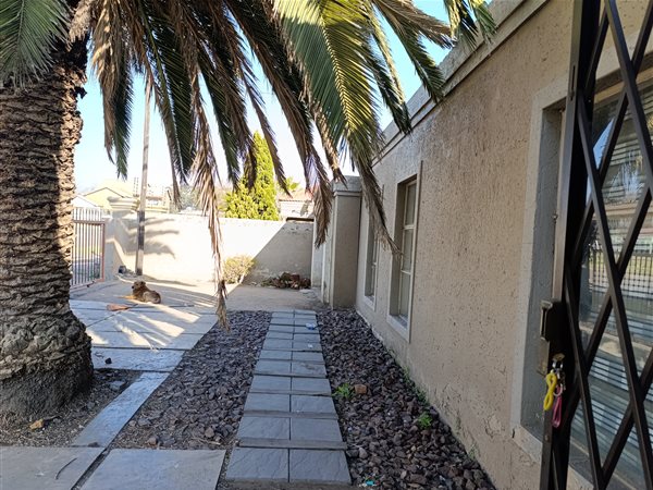 3 Bedroom House 3 Bedroom House