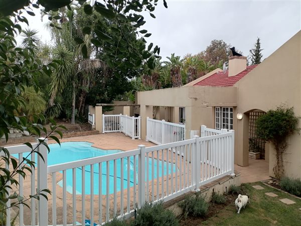 4 Bedroom House 4 Bedroom House