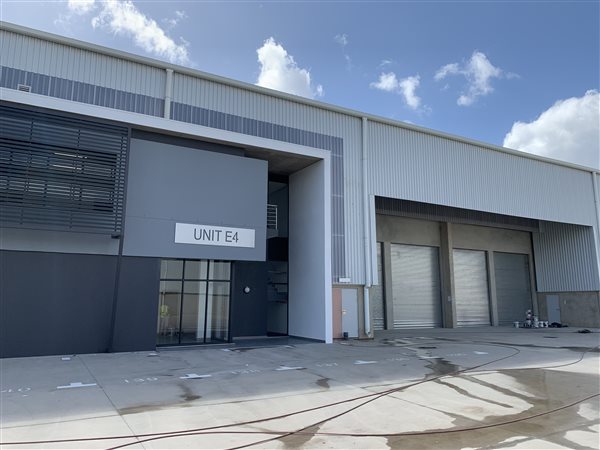 1 113  m² Industrial space