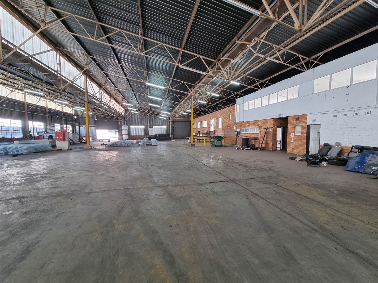 2300  m² Industrial space in Robertsham photo number 3