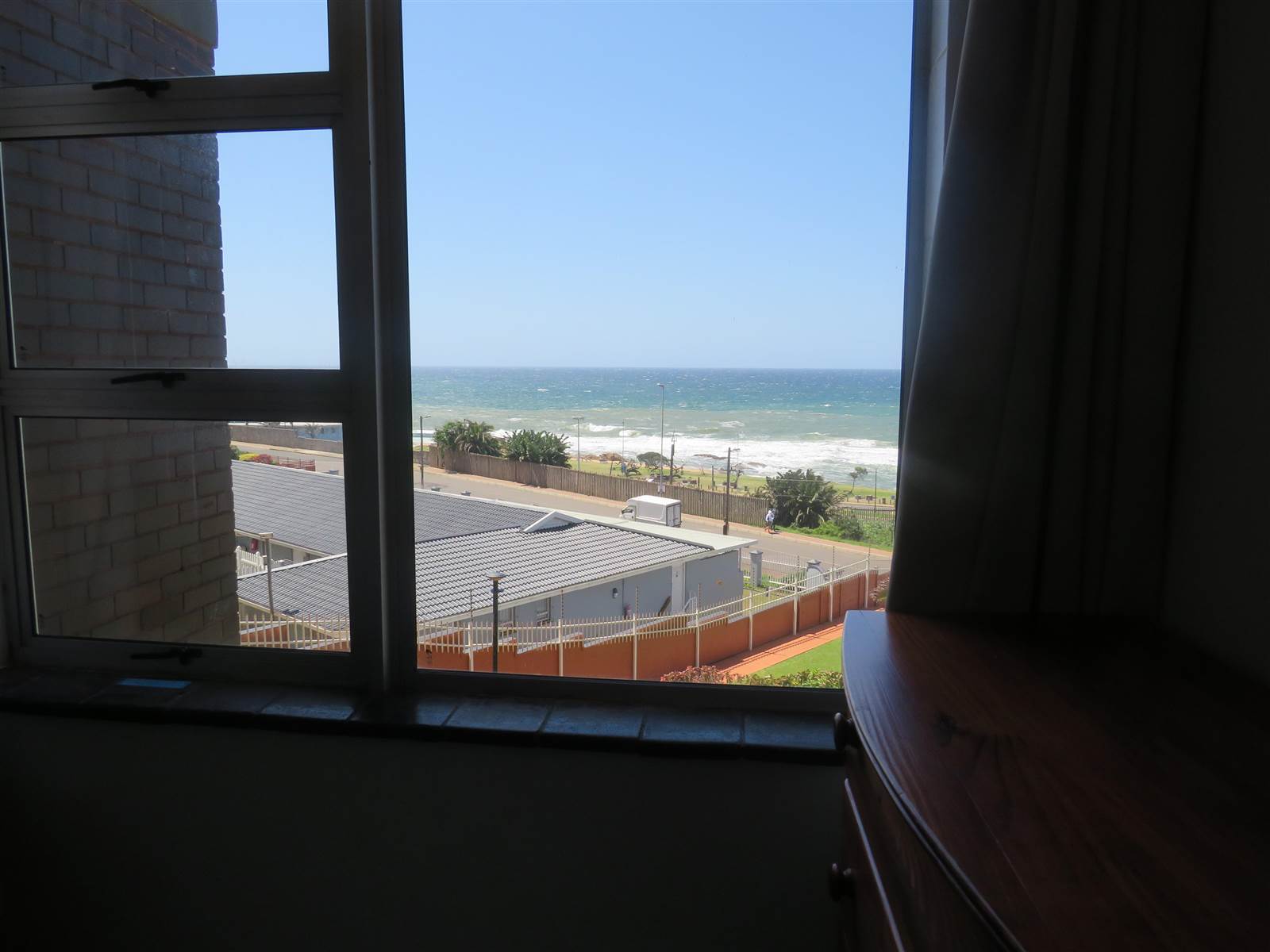 1 Bed Apartment in Scottburgh Central photo number 3