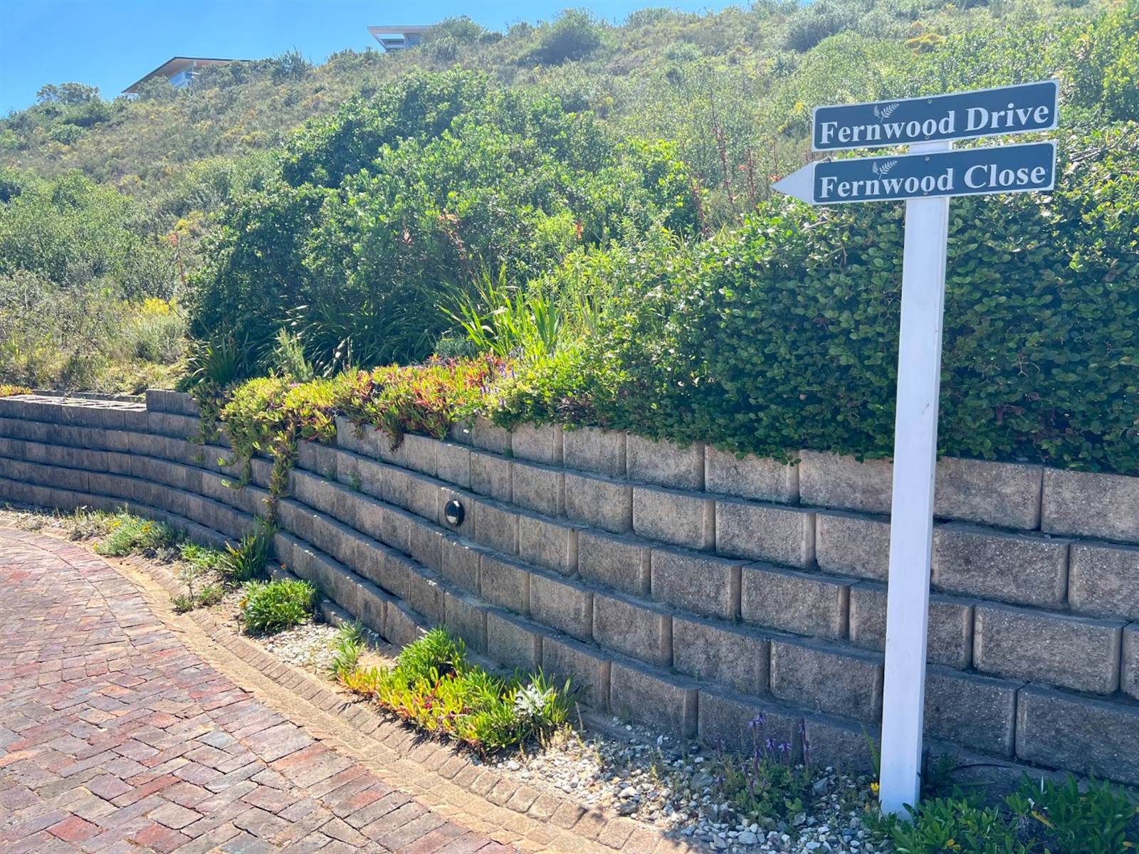 702 m² Land available in Fernwood Estate photo number 15