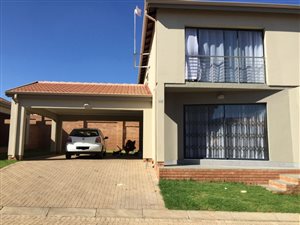 Apartment in Jackaroo Park