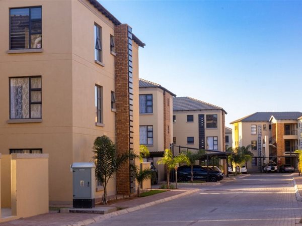 3 Bedroom Apartment