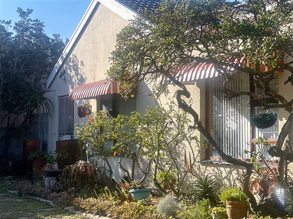 3 Bedroom House 3 Bedroom House