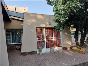 4 Bed House in Wierda Park