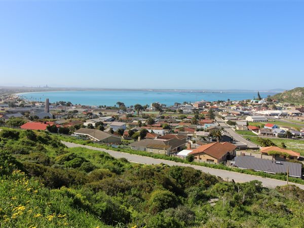790 m² Land available in Saldanha