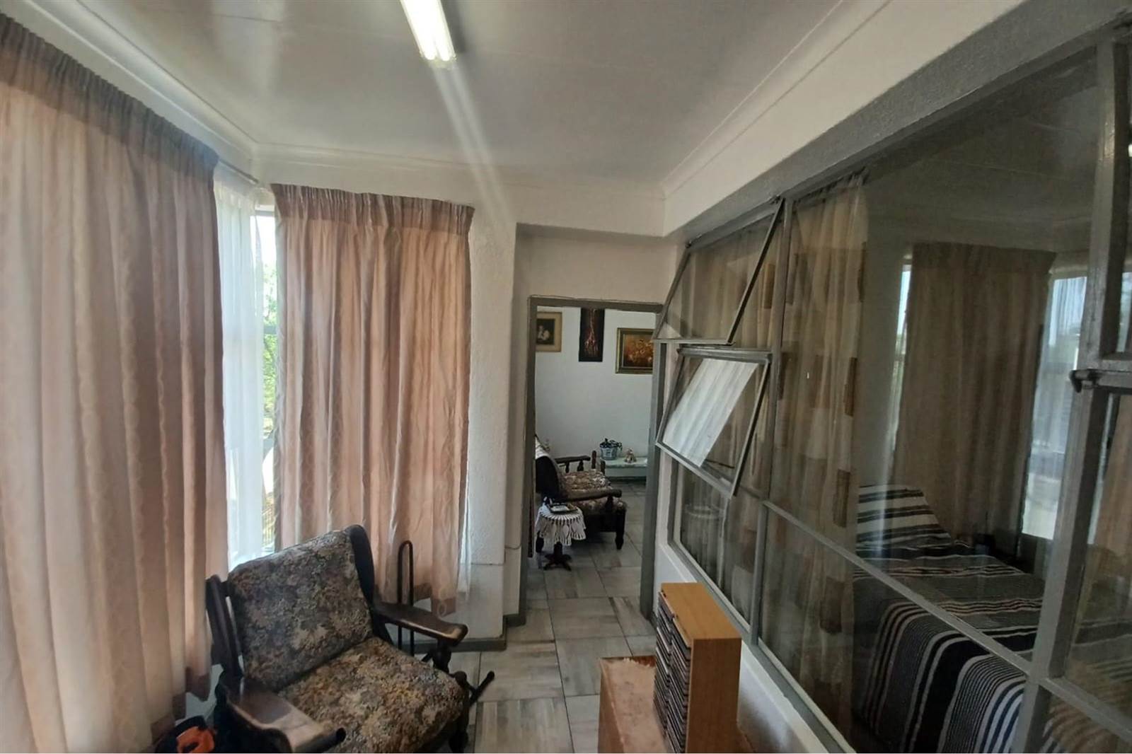 1.5 Bed Apartment in Brakpan Central photo number 12