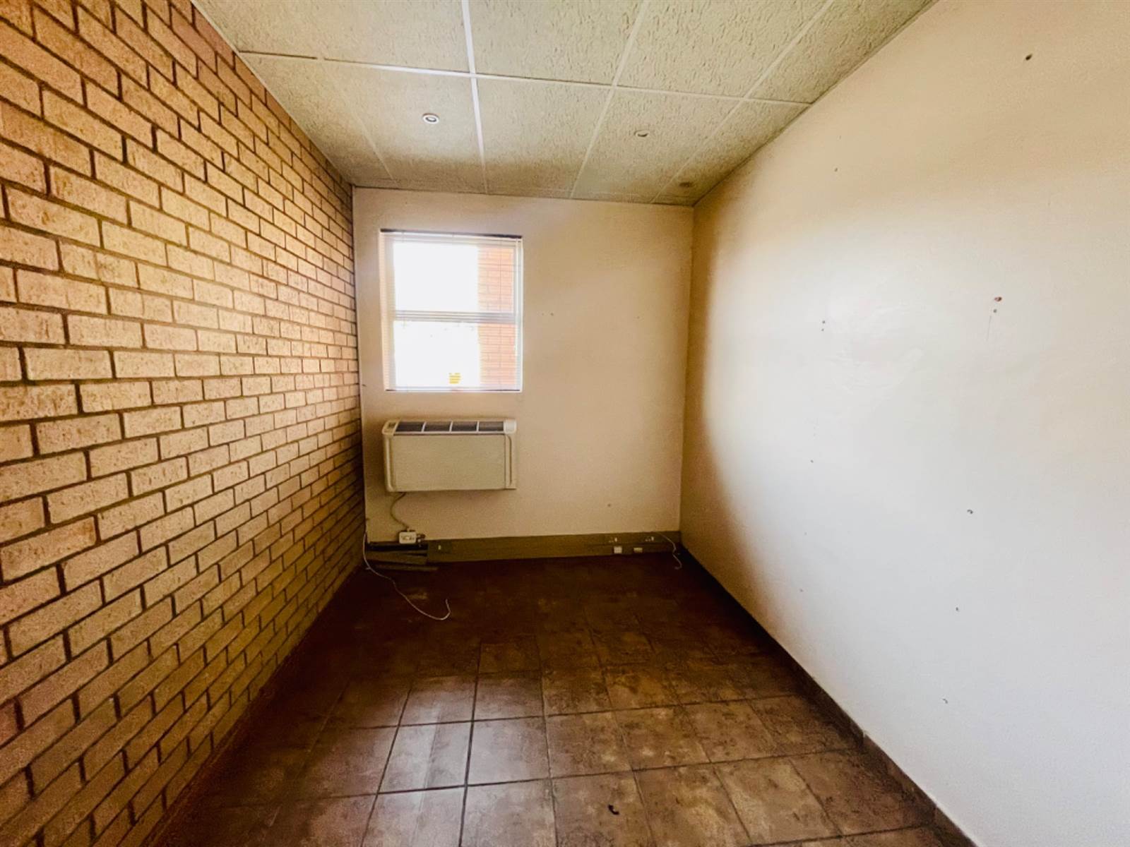 151  m² Commercial space in Rustenburg photo number 6