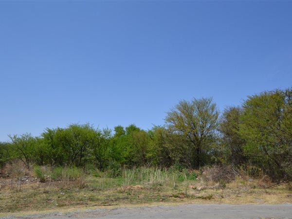 3 508 m² Land