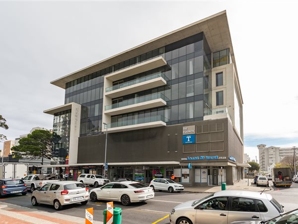 144  m² Commercial space in Sea Point