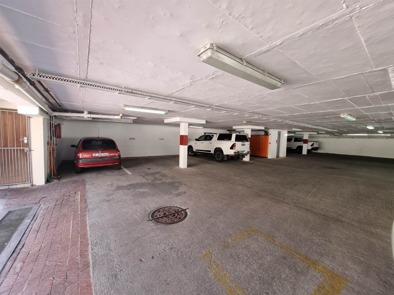 191  m² Office Space in Hout Bay and surrounds photo number 2