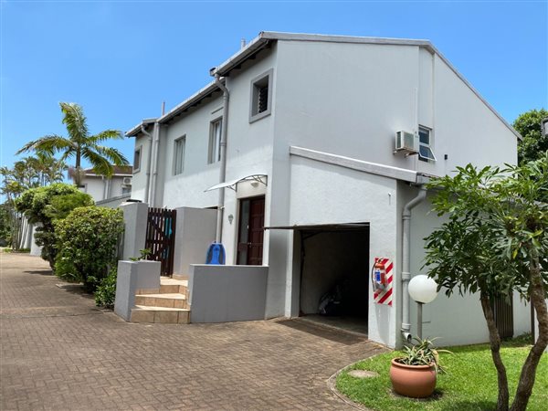 3 Bed Townhouse in Southbroom