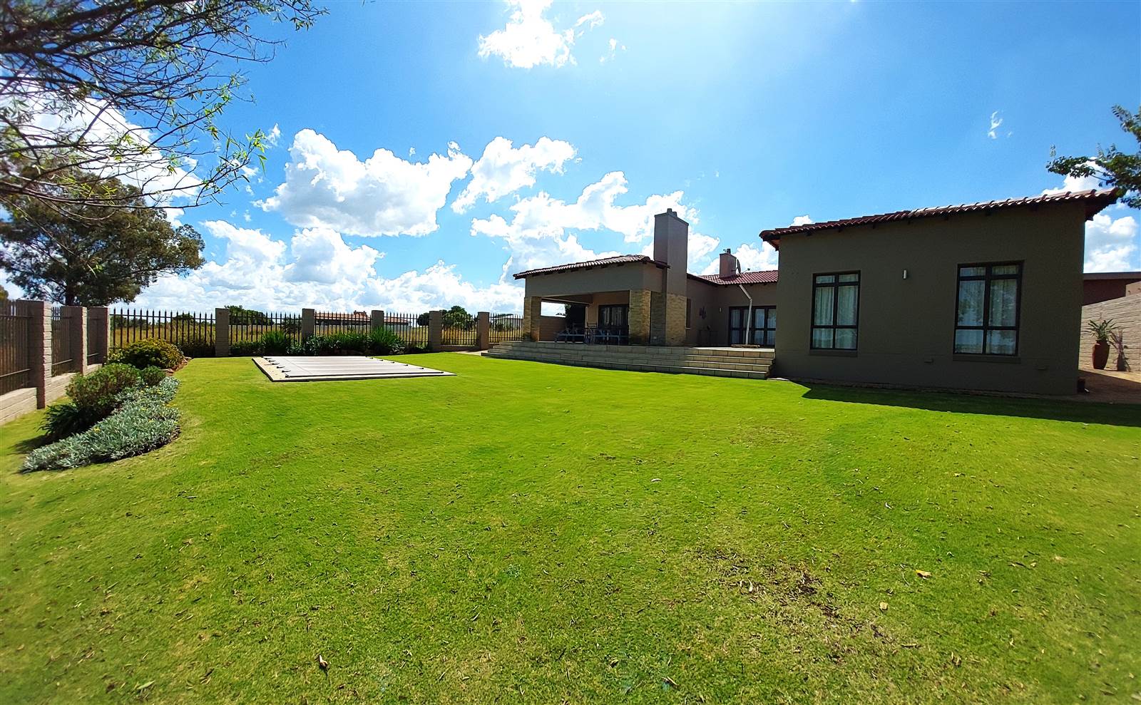 4 Bed House in Vaal Dam photo number 1