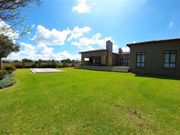 4 Bed House in Vaal Dam