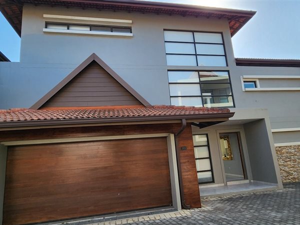 6 Bed Townhouse