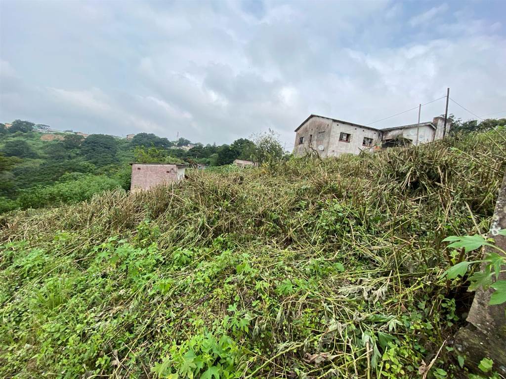 929 m² Land available in Clermont photo number 8